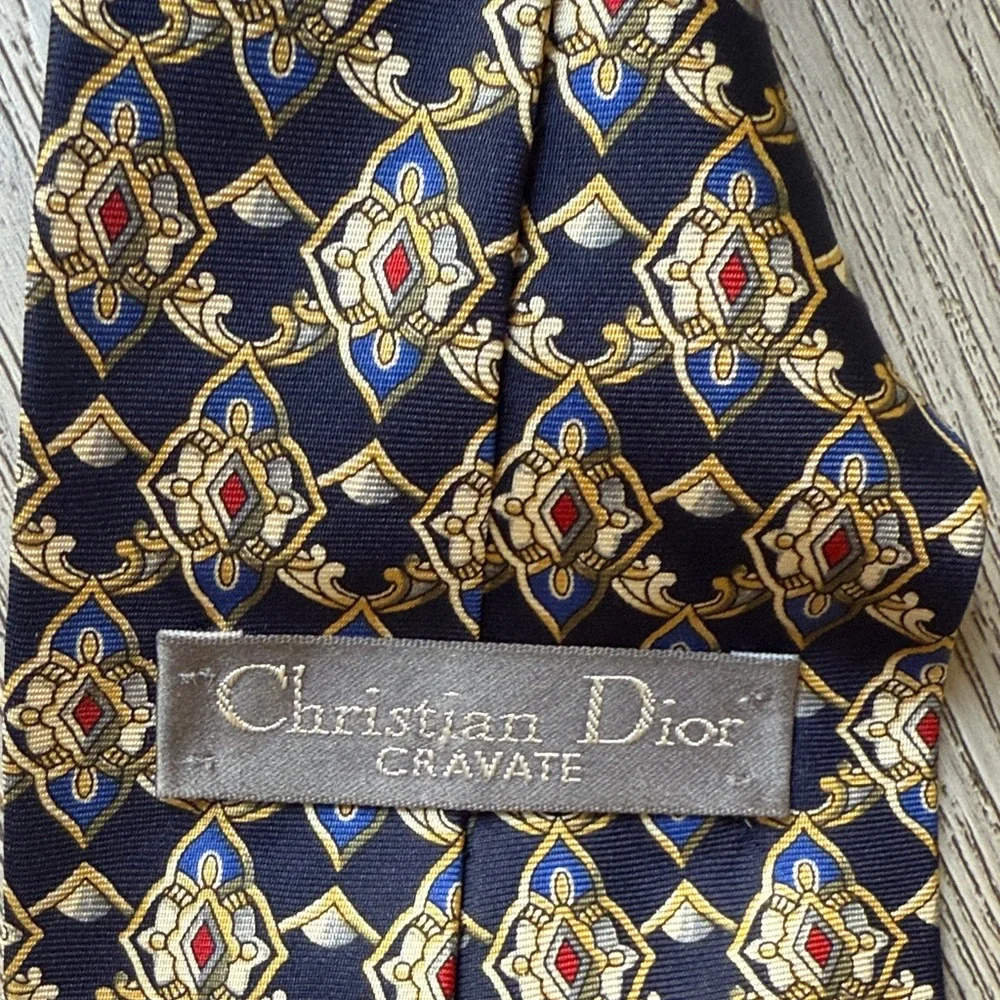 Dior stylish tie